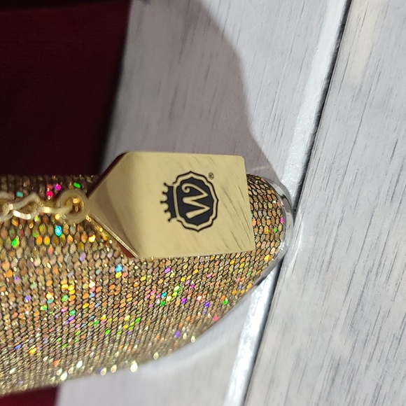 Glamorous gold glitter, flask wristlet, stainless steel, removable chain,NWT NIB - Picture 4 of 9